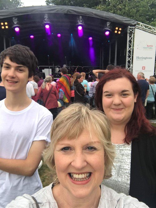 Rachel Luke & Belinda from Heringtons at Keane Concert, Battle Abbey 2018